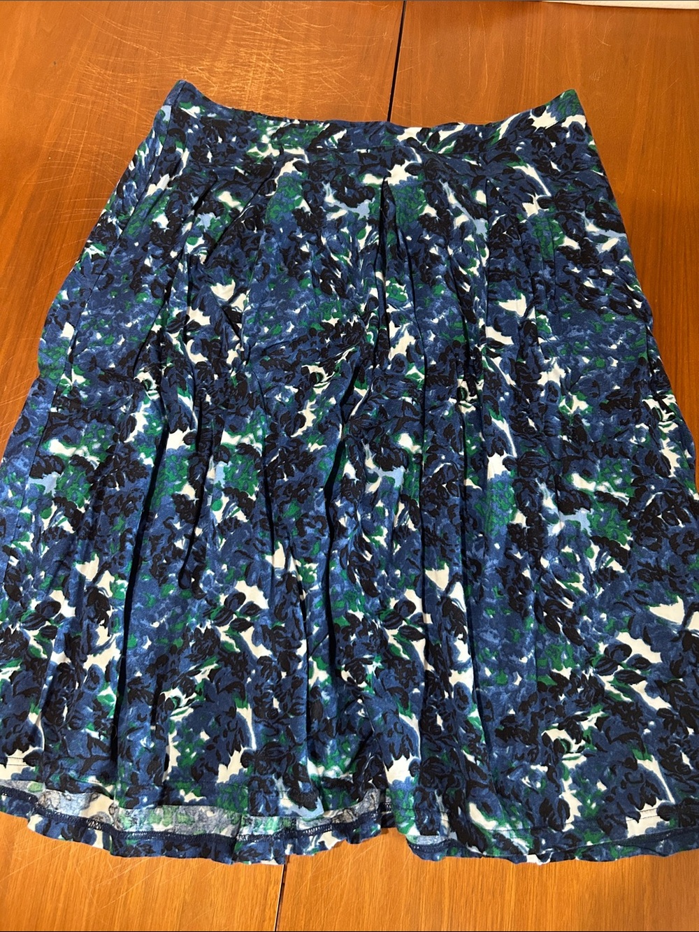 GAP Floral Pleated Skirt